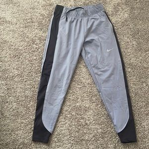 Nike Therma-Fit joggers, Size Small